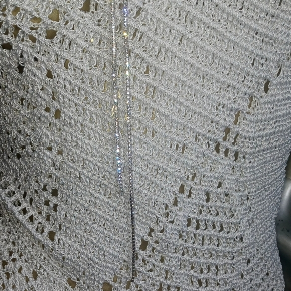 NWT Akira Sparkly Rhinostone Long Necklace with A Knot Detail - Picture 6 of 13